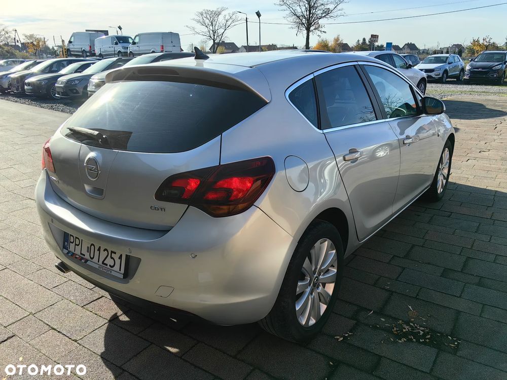 Opel Astra 2.0 CDTI DPF Automatik Design Edition - 8