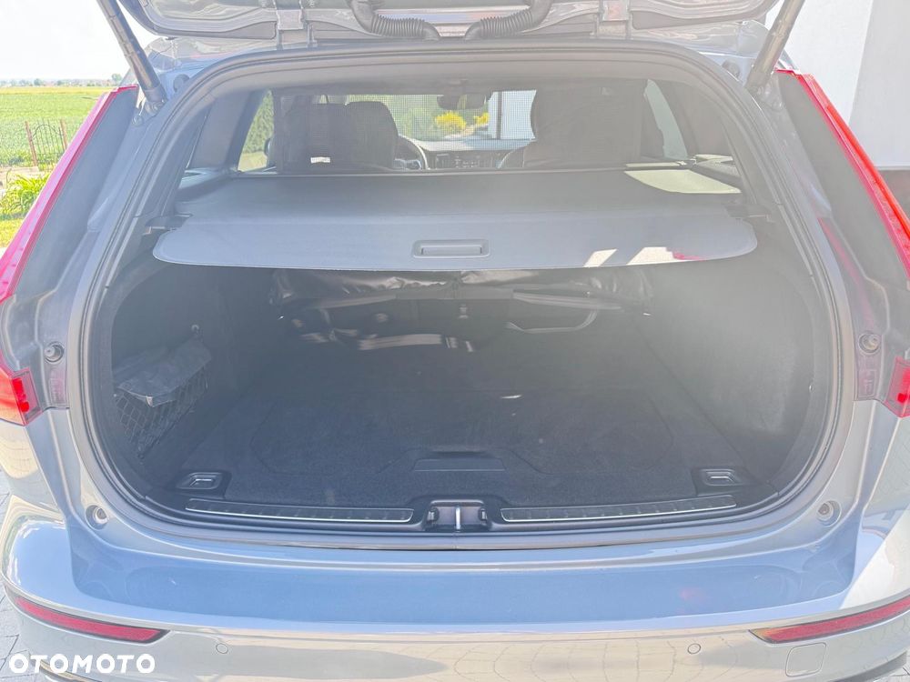 Volvo V60 T6 AWD Recharge Core - 8