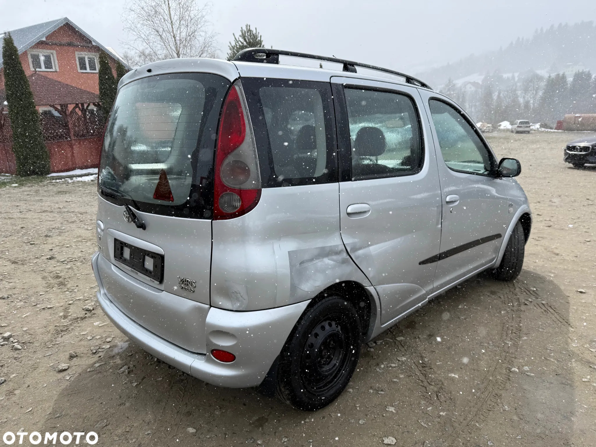 Toyota Yaris Verso 1.4 D-4D - 5