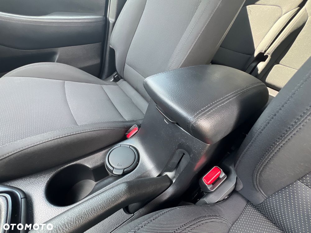 Kia Carens 1.6 GDI Edition 7 - 26