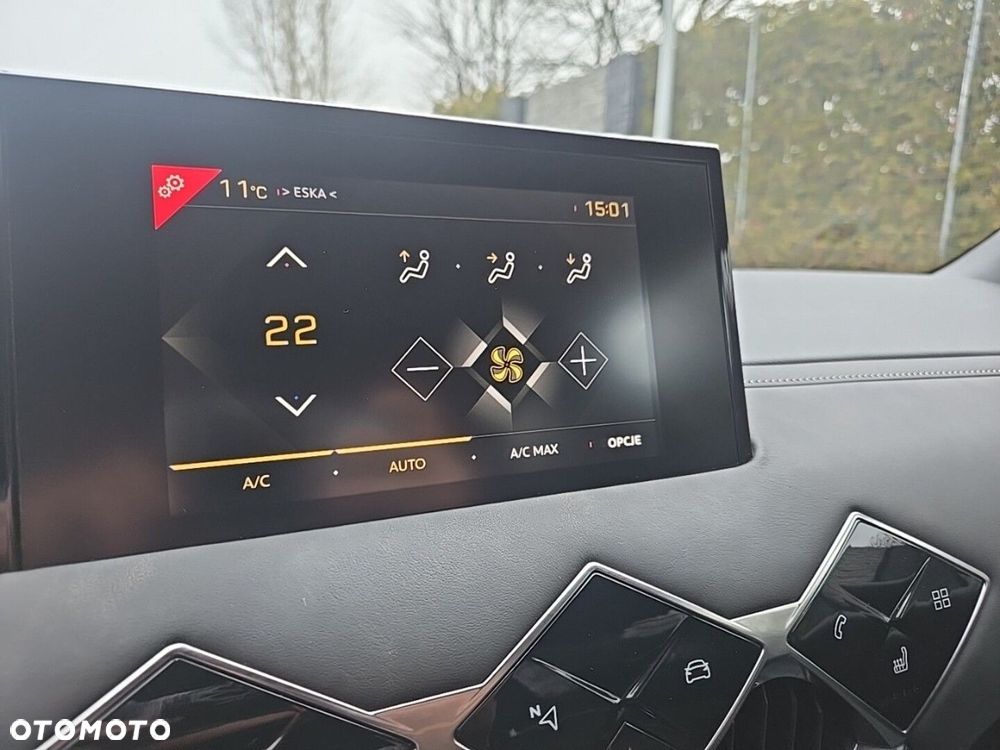 DS Automobiles DS 3 Crossback 1.2 PureTech So Chic - 19