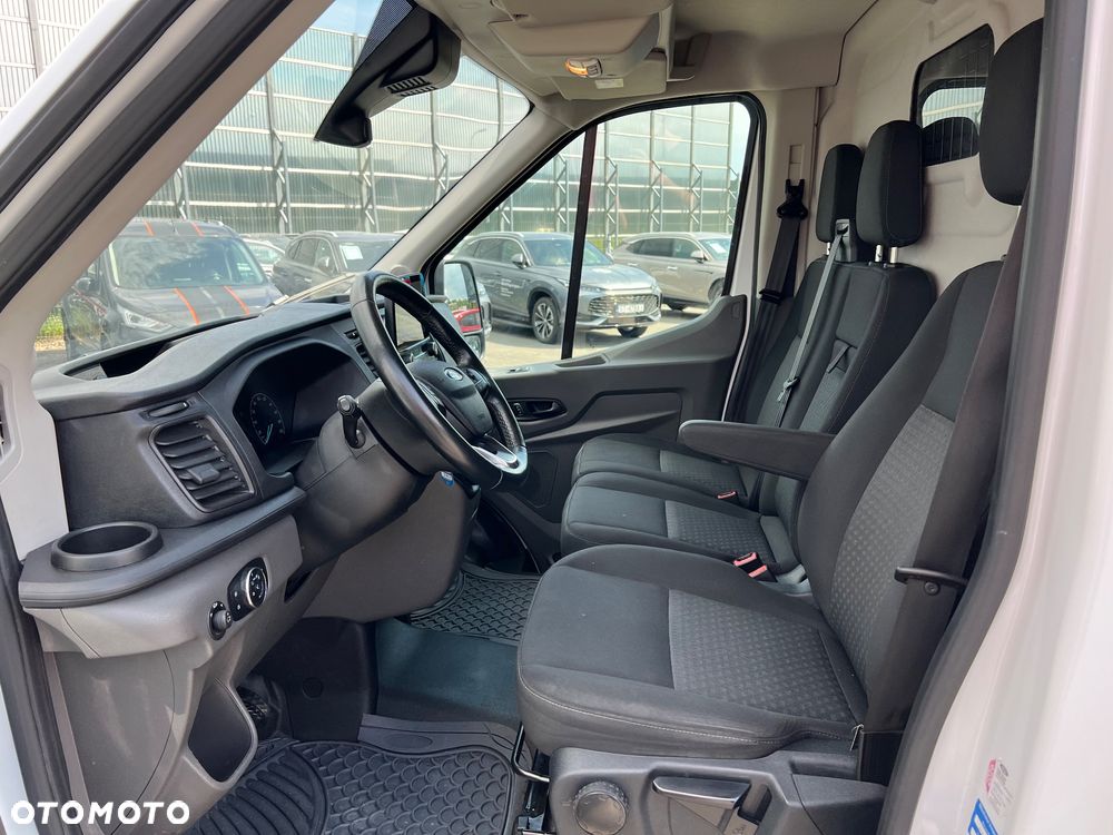 Ford transit - 24