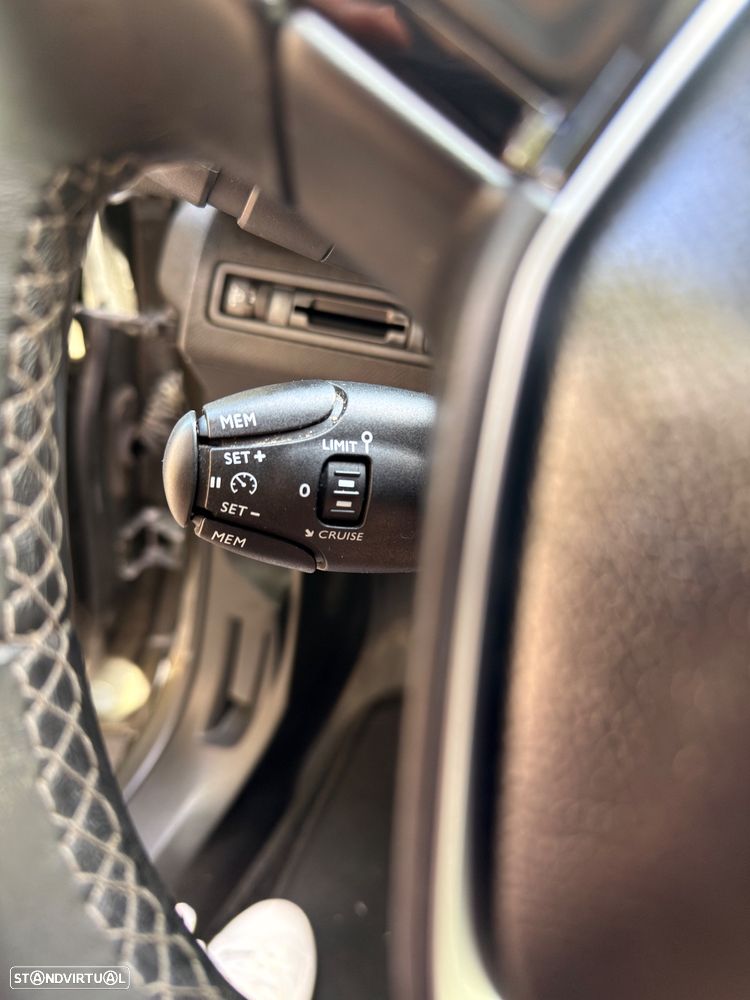 Peugeot 3008 PureTech 130 Stop & Start Allure - 21