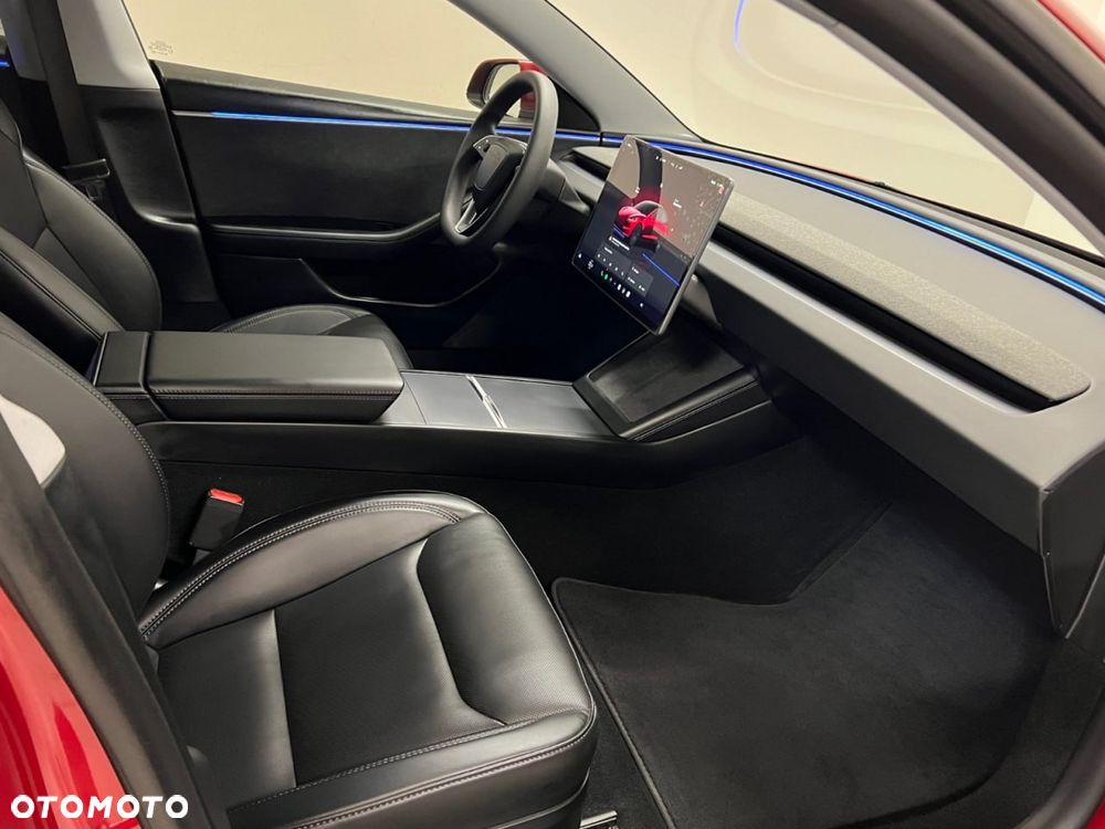 Tesla Model 3 - 22