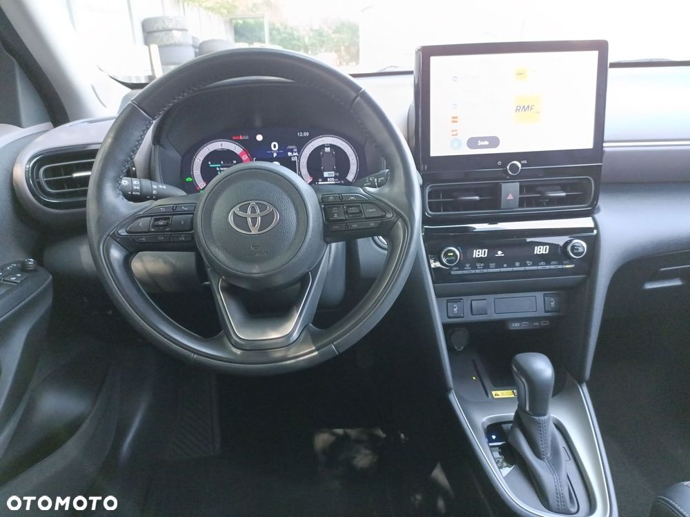 Toyota Yaris Cross Hybrid 1.5 Executive - 15