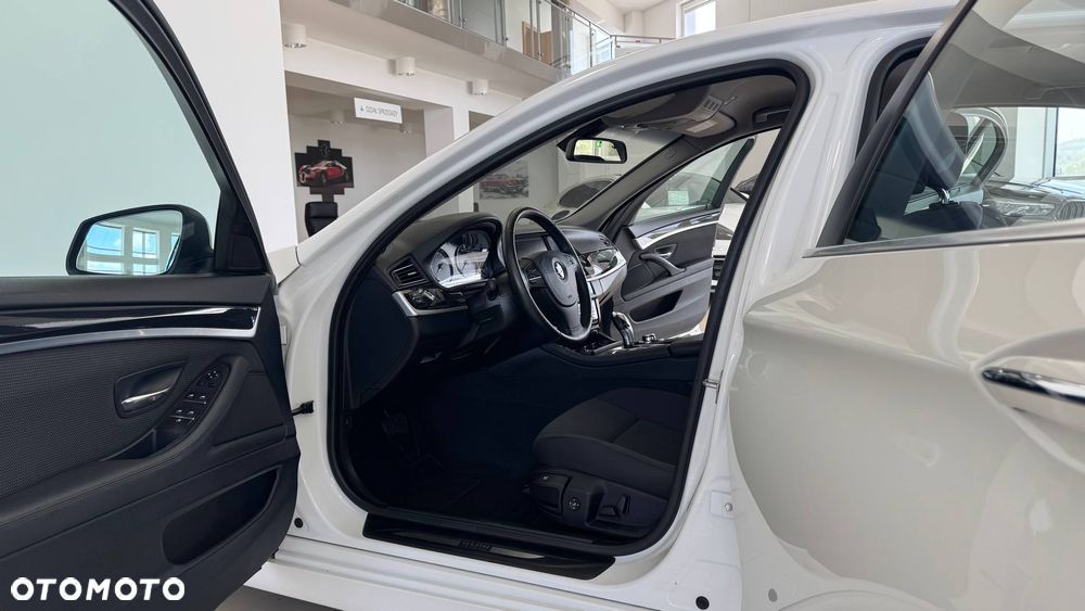 BMW Seria 5 - 22