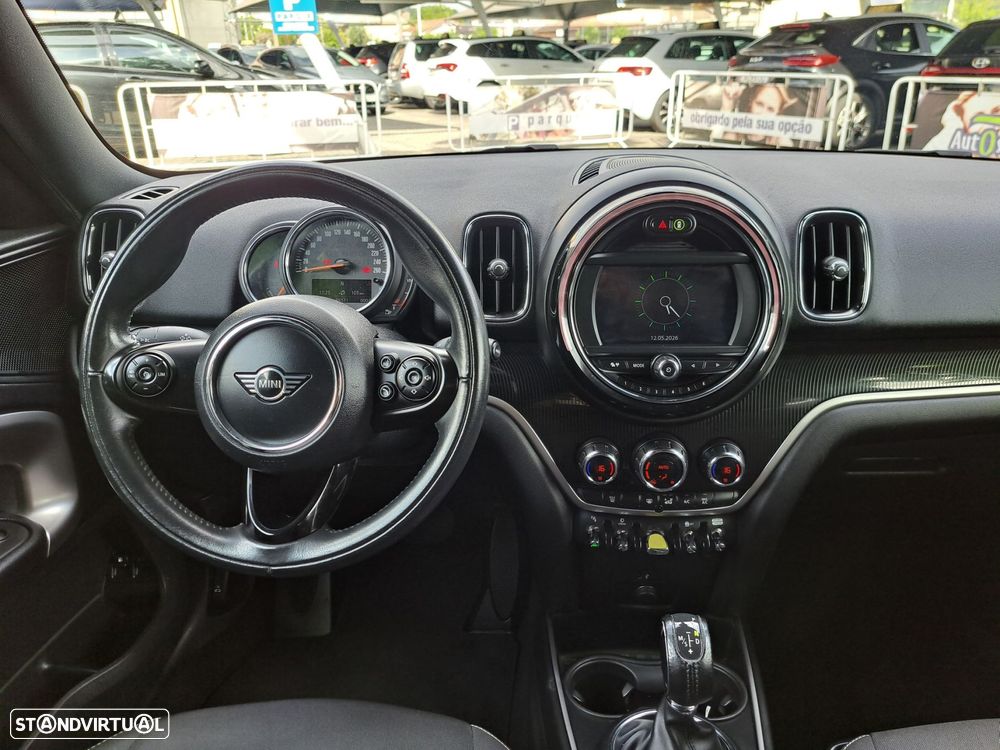 MINI Countryman Cooper SE ALL4 Auto - 11