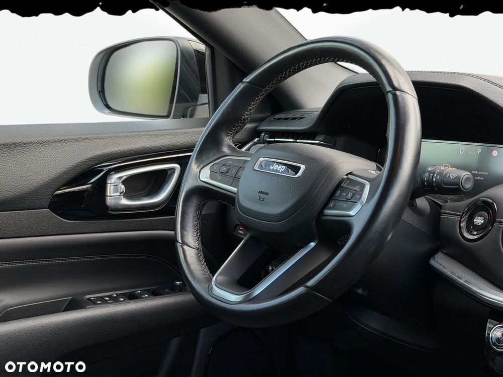 Jeep Compass - 16
