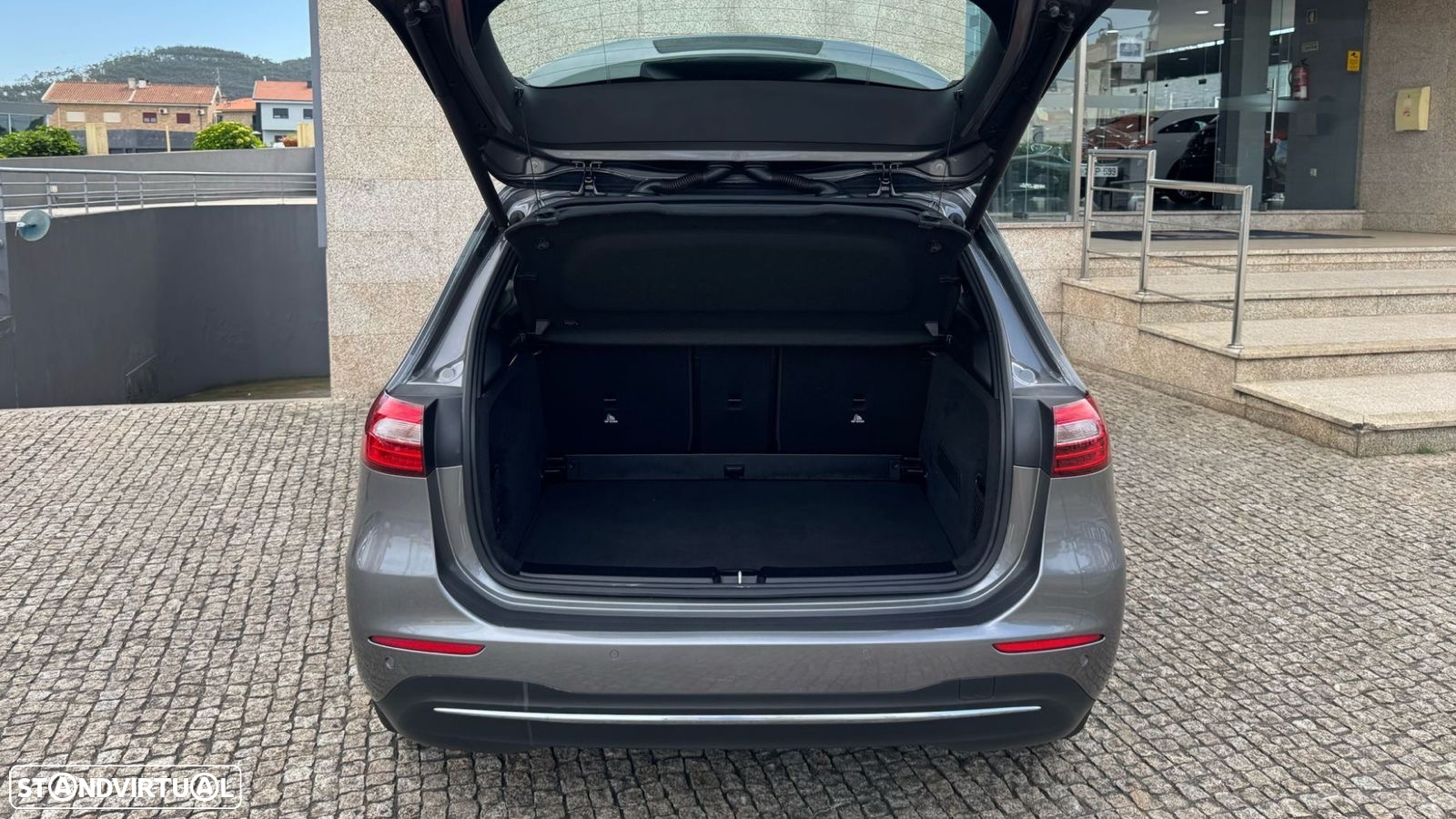 Mercedes-Benz B 180 d Style Aut. - 9