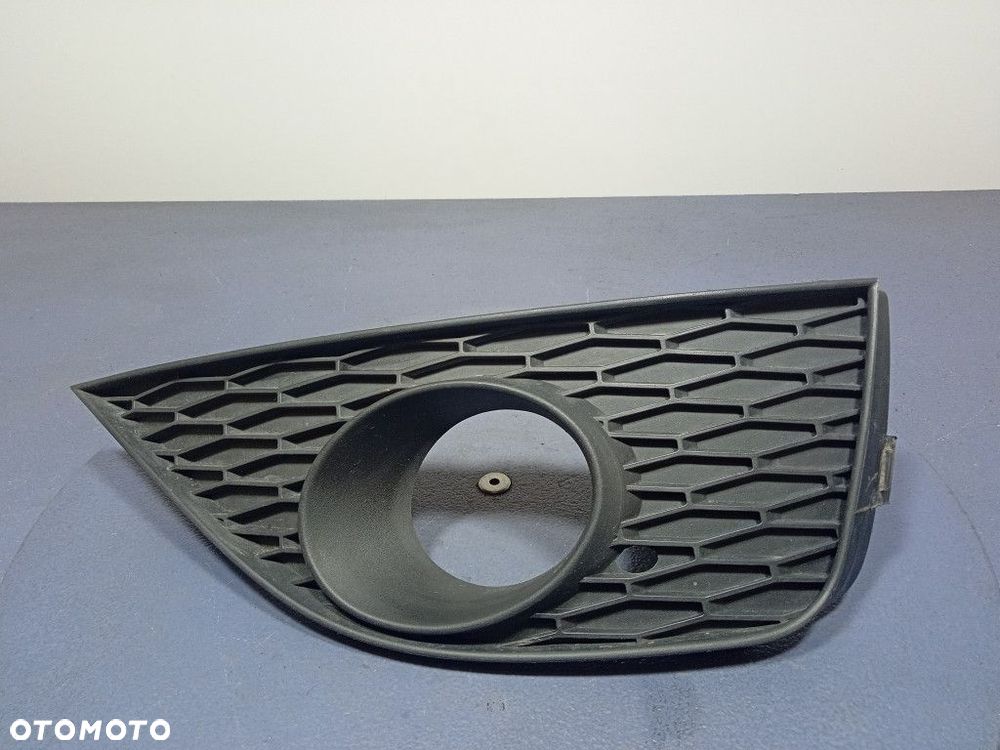 SEAT IBIZA IV 6J KRATKA ATRAPA ZDERZAKA PRAWY PRZÓD PRZEDNIA 6J0853666A - 1
