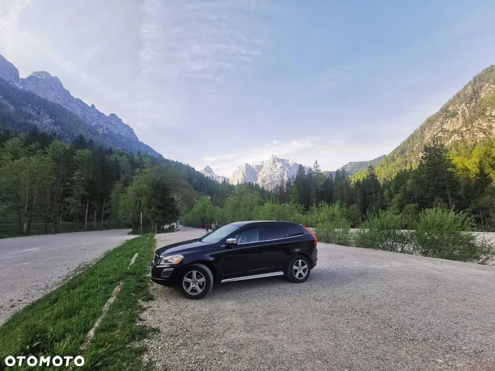 Volvo XC 60 2.4D R-Design - 7
