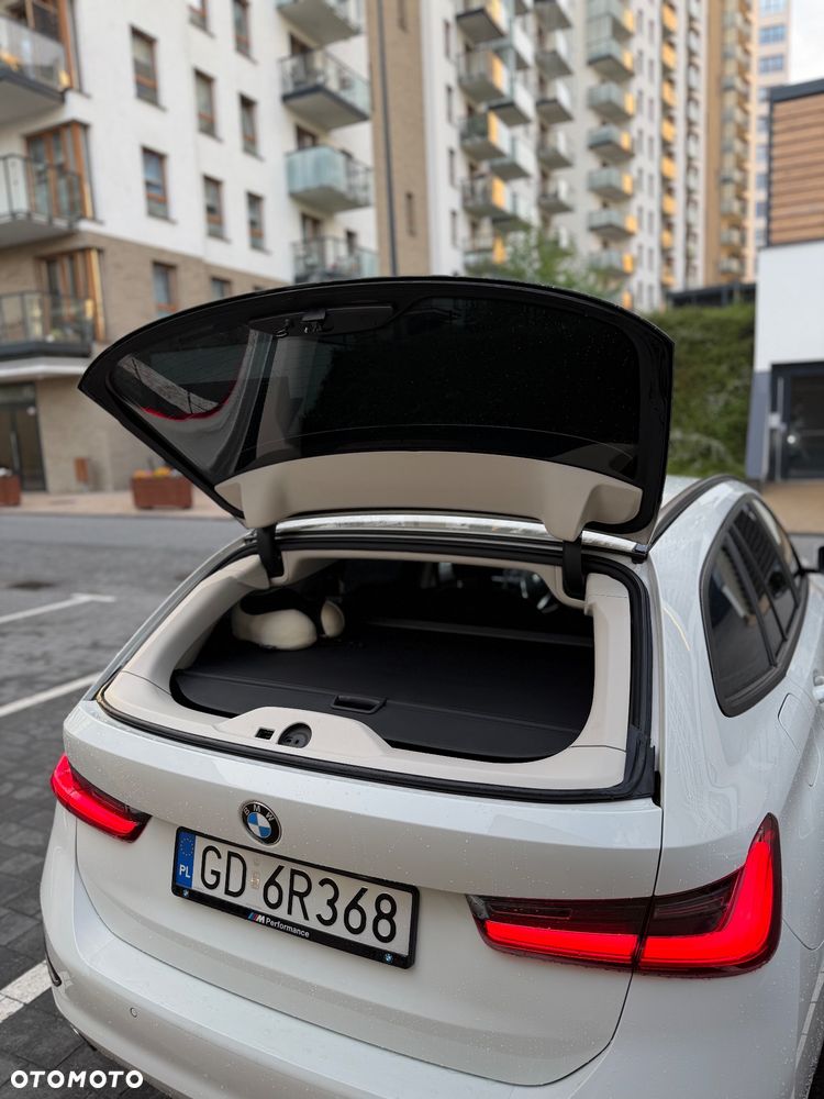 BMW Seria 3 318d Advantage - 12