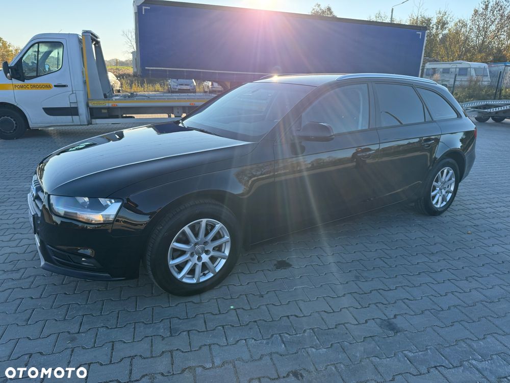 Audi A4 Avant 2.0 TDI DPF Attraction - 5