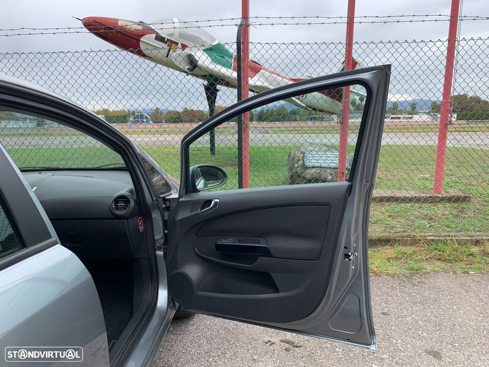 Opel Corsa 1.3 CDTi Enjoy - 52