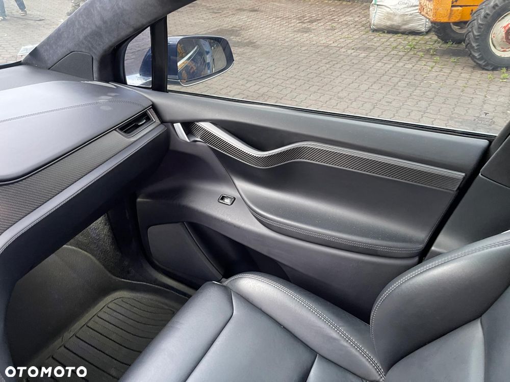 Tesla Model X Long Range - 20