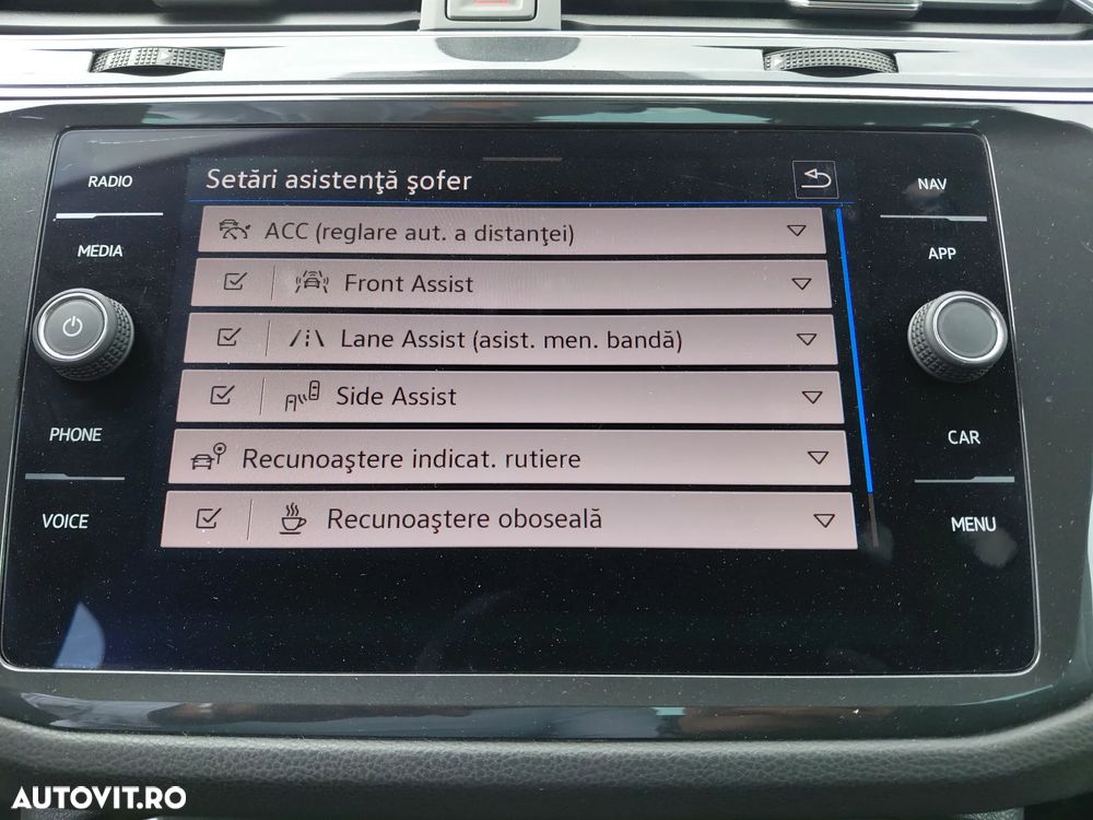 Volkswagen Tiguan 2.0 TDI DSG Elegance - 27