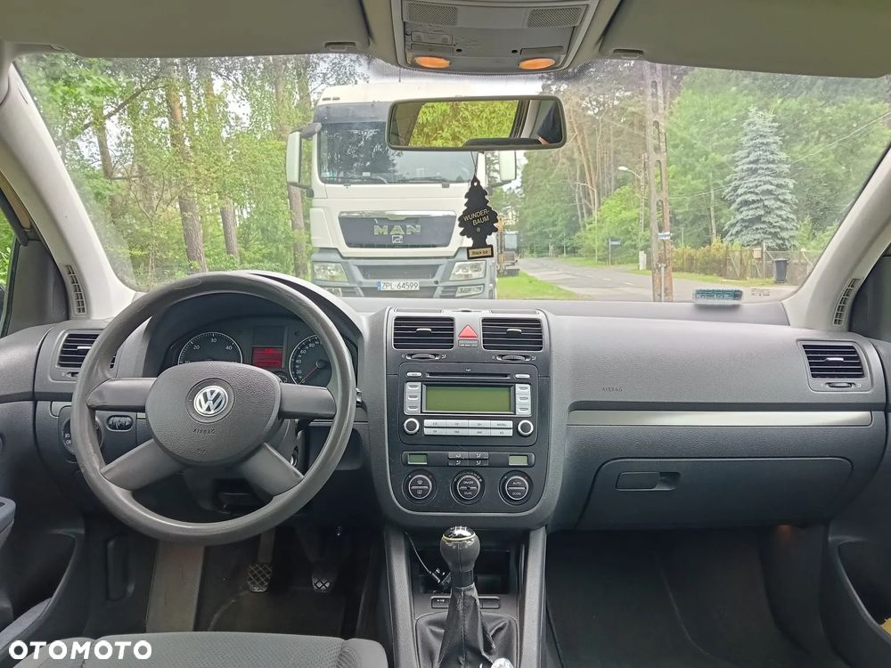 Volkswagen Golf 2.0 TDI DPF GT - 5