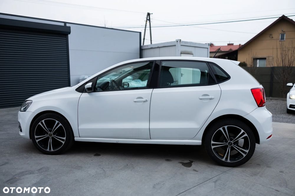 Volkswagen Polo - 13