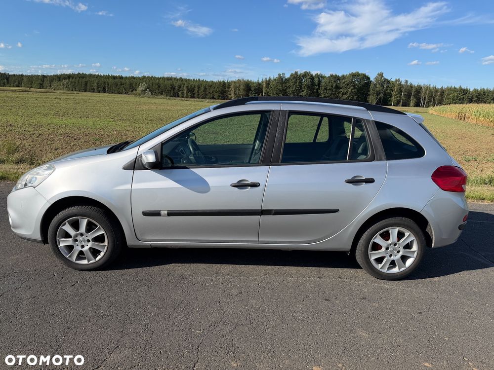Renault Clio - 7