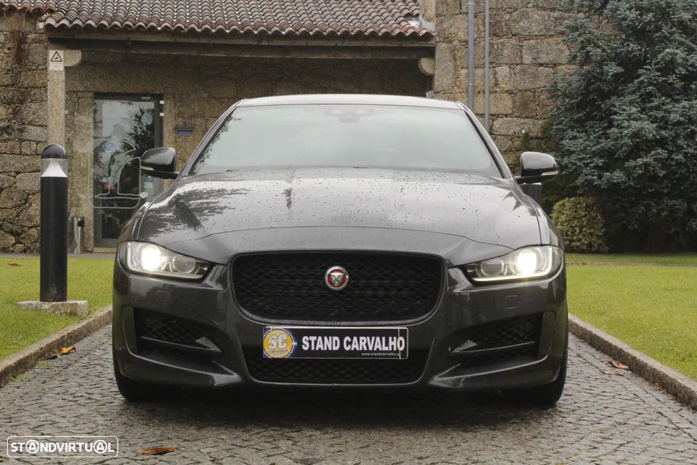 Jaguar XE 2.0 D R-Sport Aut. - 2