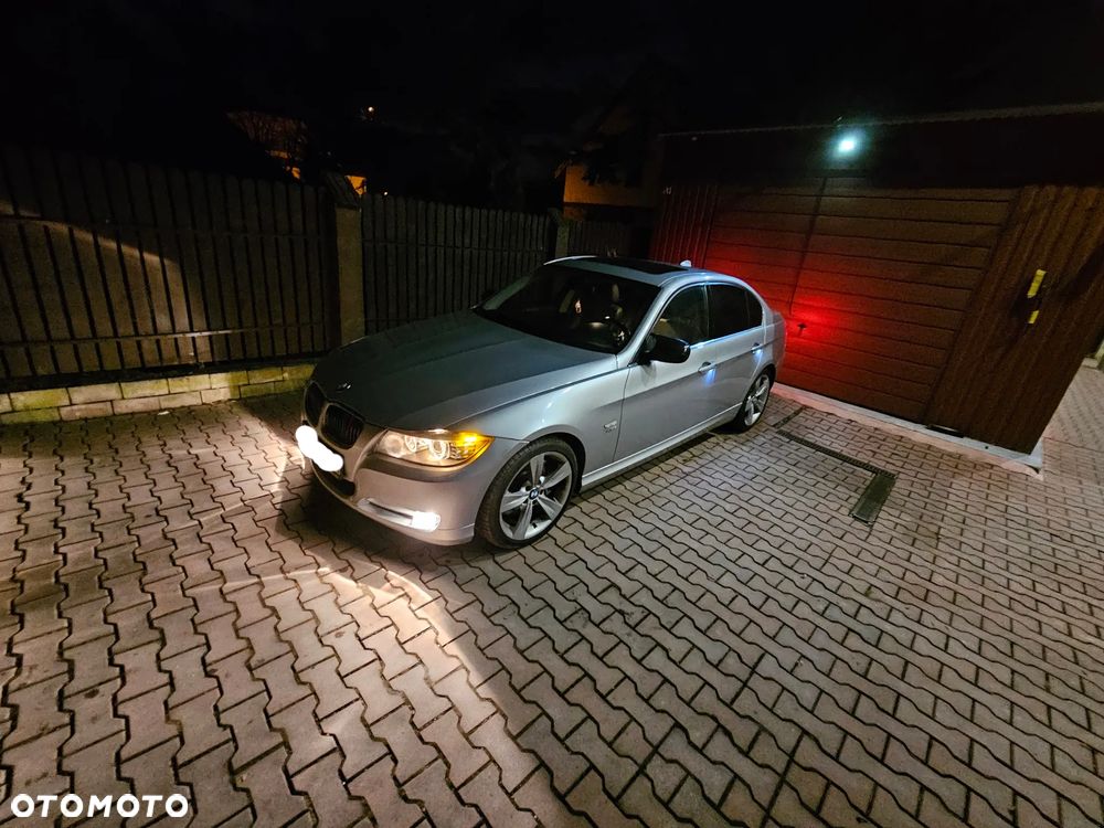 BMW Seria 3 335i xDrive - 1
