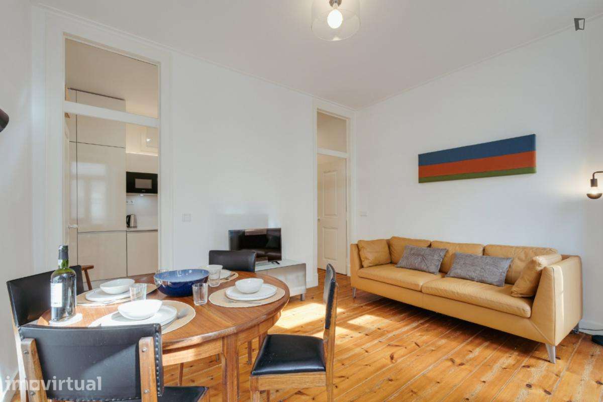 Apartamento com 1 quartos - localizado em Intendente Lisbon - Grande imagem: 4/17