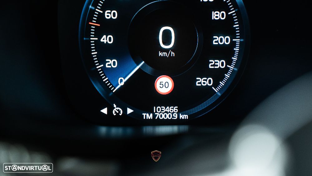 Volvo V60 2.0 D3 Momentum Geartronic - 18