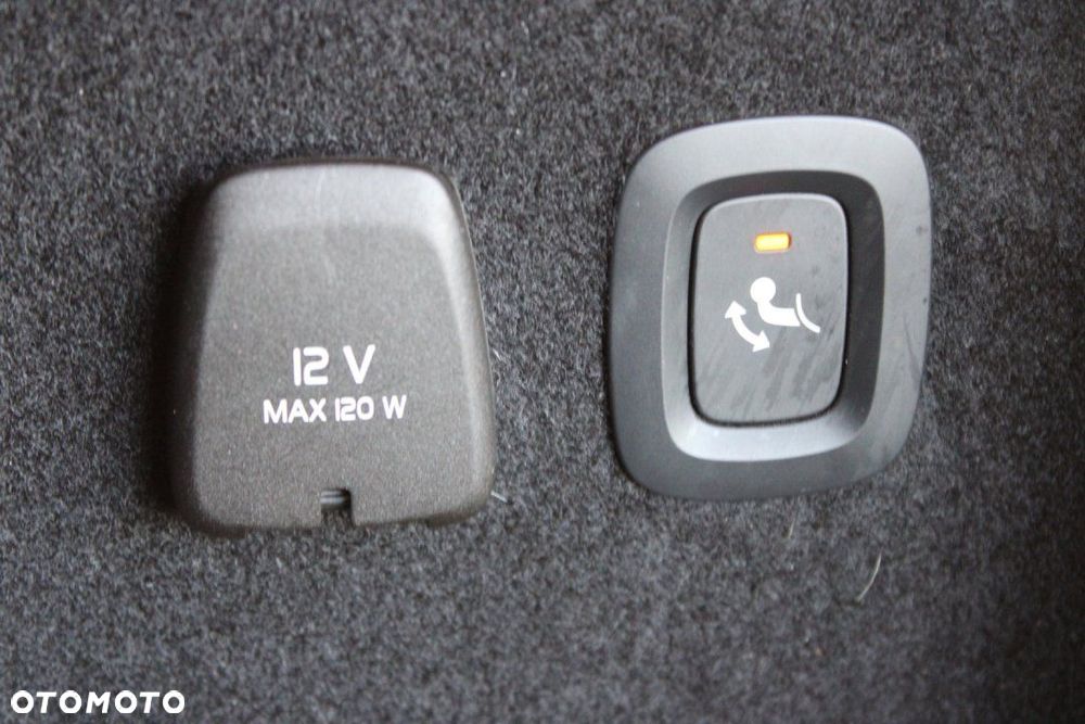 Volvo V60 Cross Country - 15