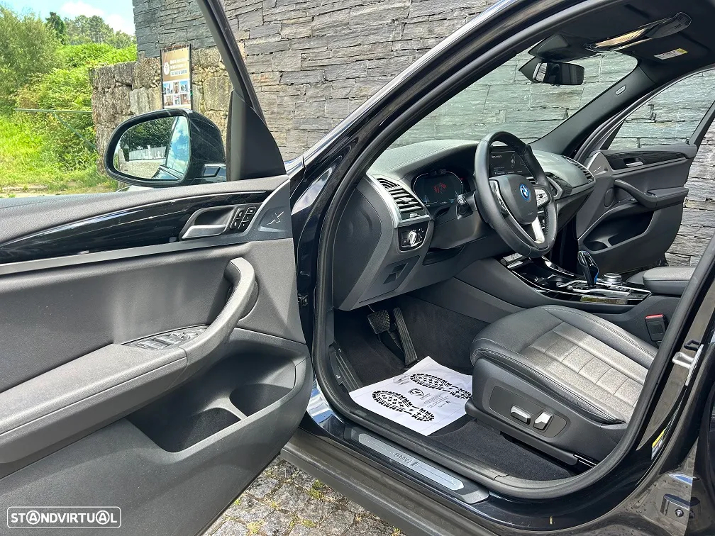 BMW iX3 M Sport Inspiring - 9
