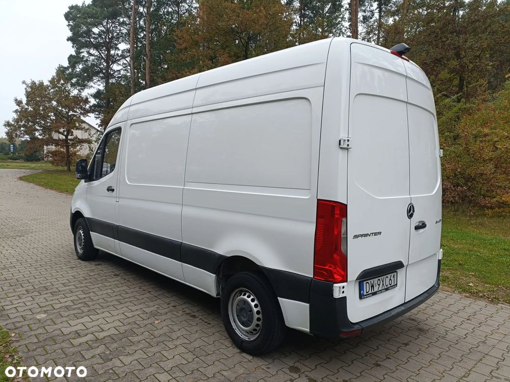 Mercedes-Benz Sprinter - 6