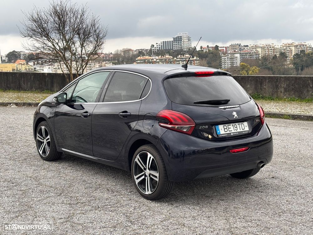 Peugeot 208 1.2 PureTech GT Line - 14