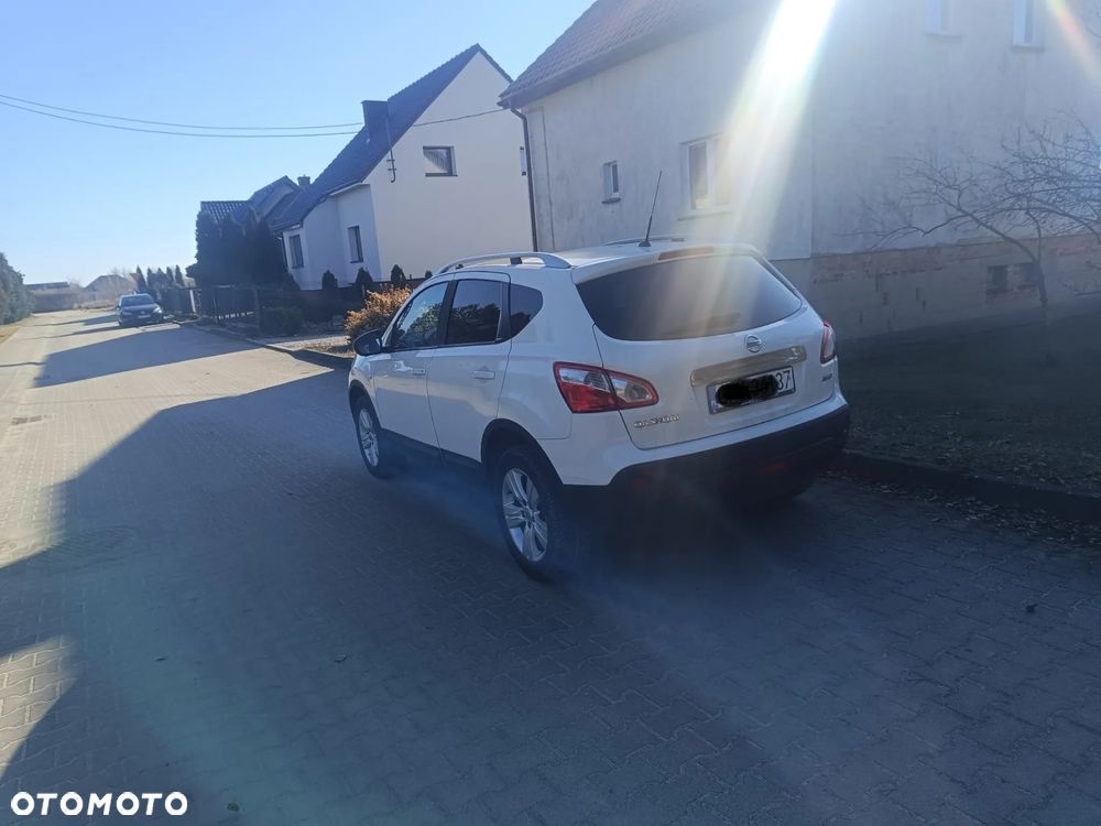 Nissan Qashqai 1.6 dCi DPF Start/Stop 360 - 2