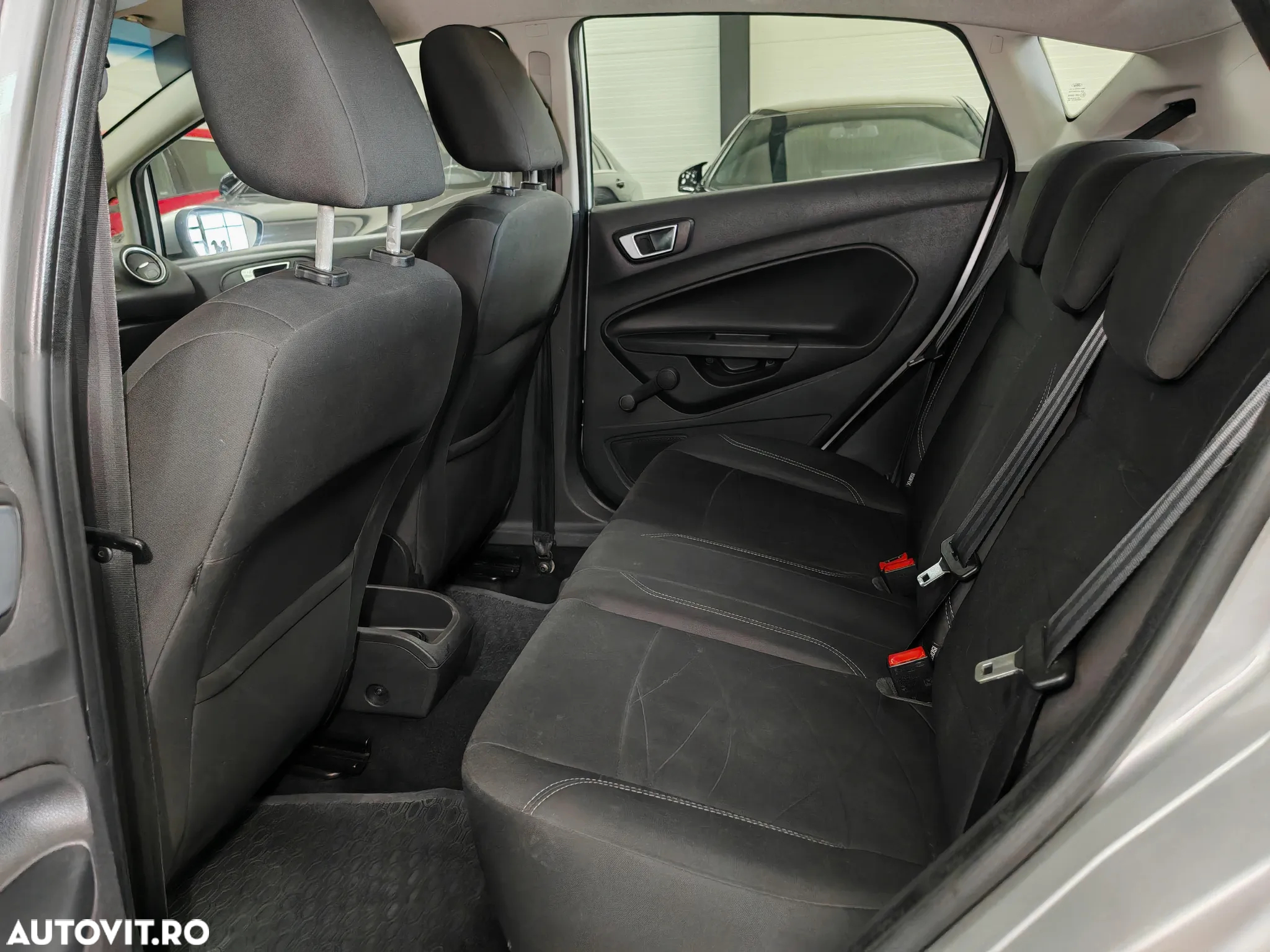 Ford Fiesta 1.0 Trend - 10