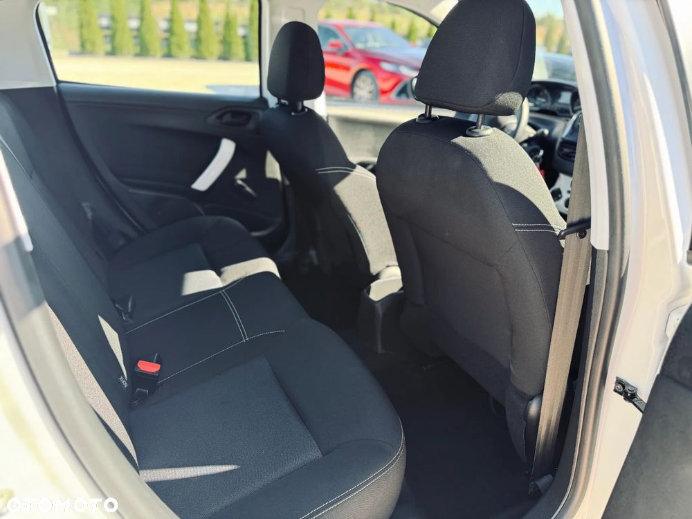 Peugeot 208 82 VTI Style - 17