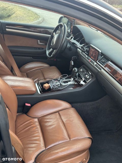 Audi A8 - 3