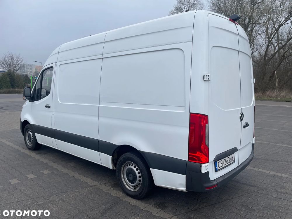 Mercedes-Benz SPRINTER - 10