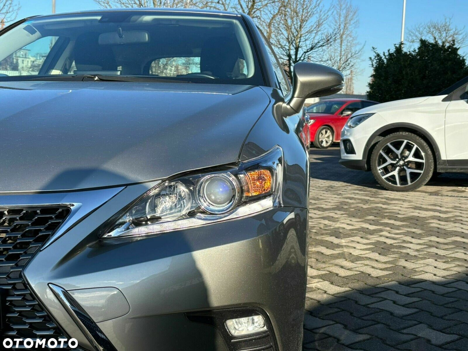 Lexus CT - 4