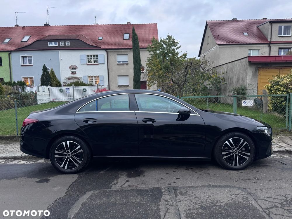 Mercedes-Benz CLA 200 7G-DCT - 6