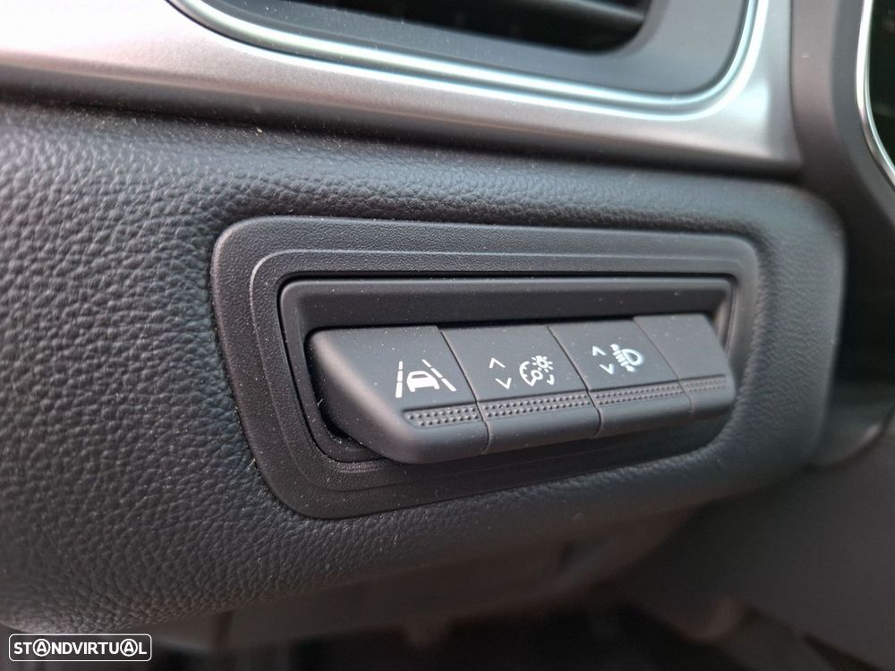 Renault Captur 1.0 TCe Intens - 26