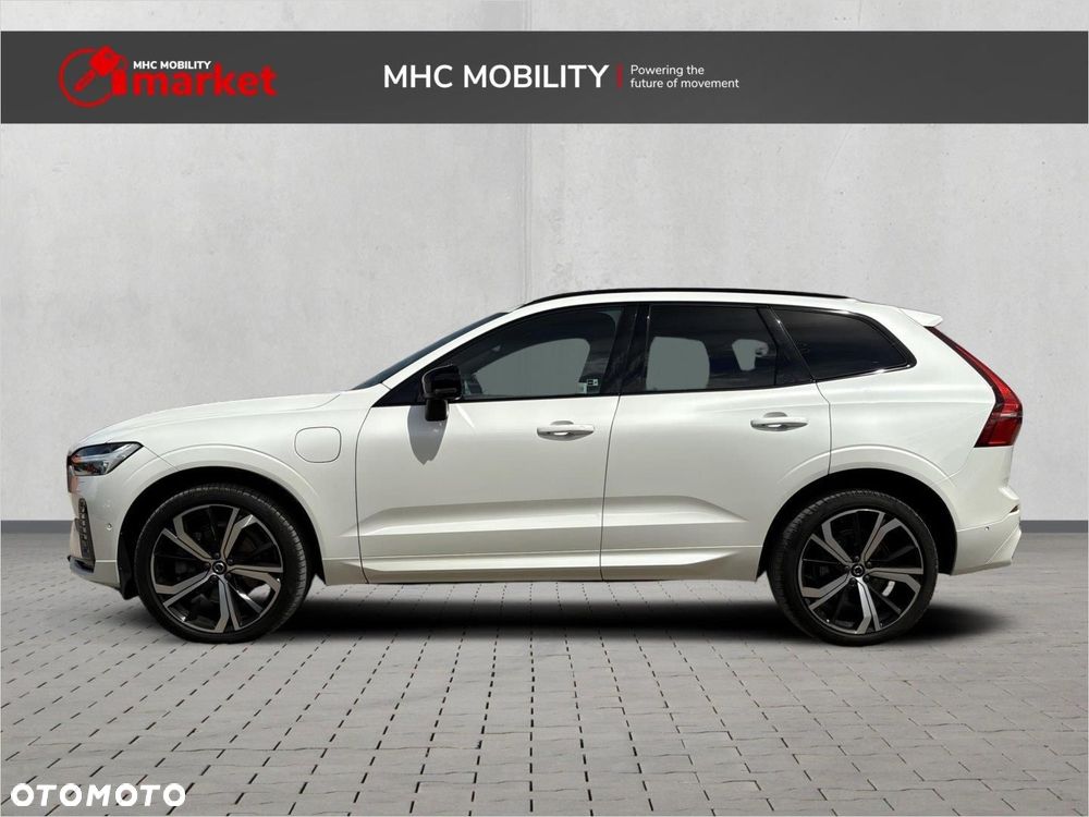 Volvo XC 60 T6 Plug-In Hybrid AWD Plus Dark - 3