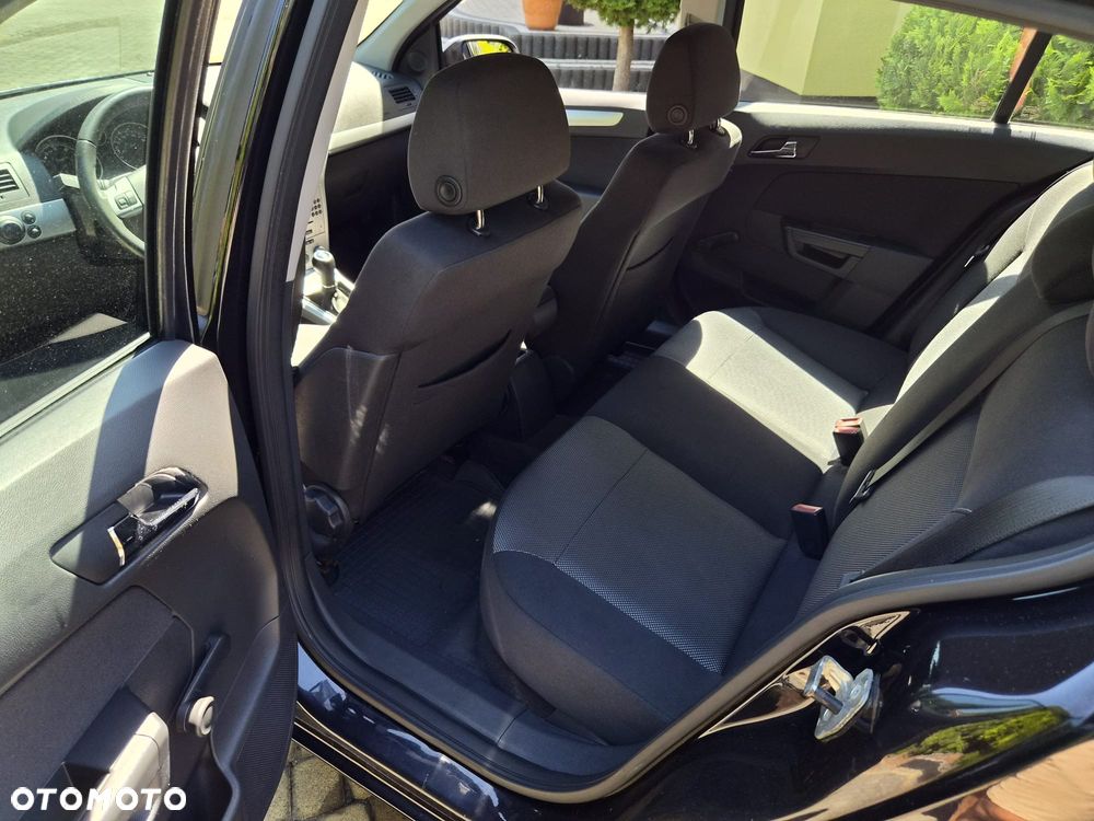 Opel Astra 1.4 - 7