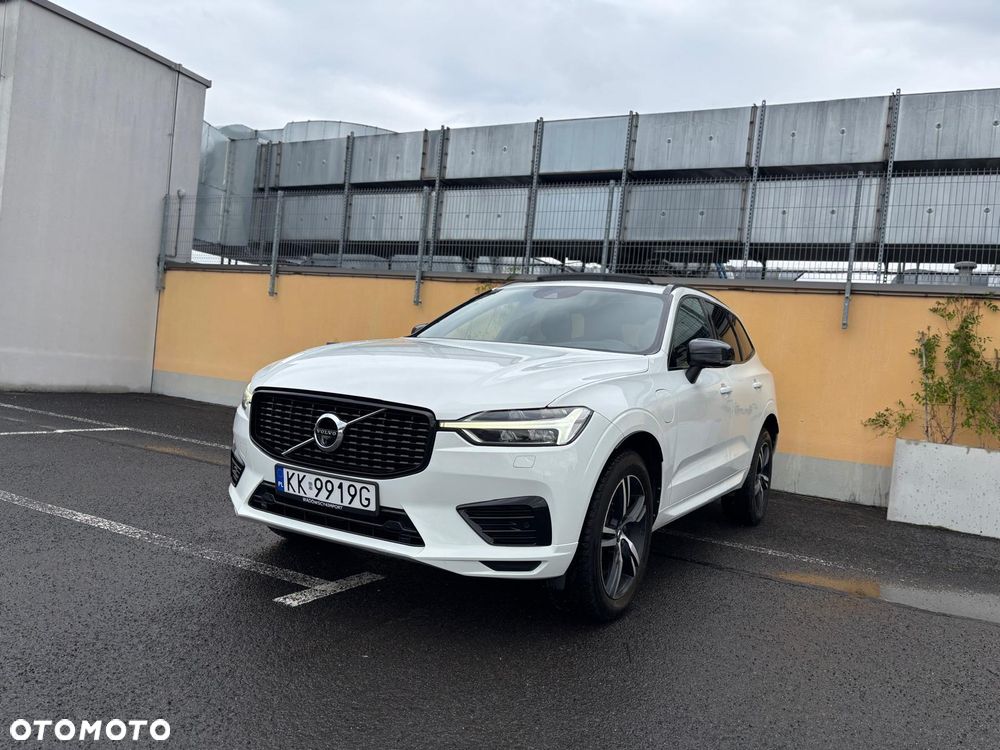 Volvo XC 60 T8 AWD Plug-In Hybrid R-Design - 6