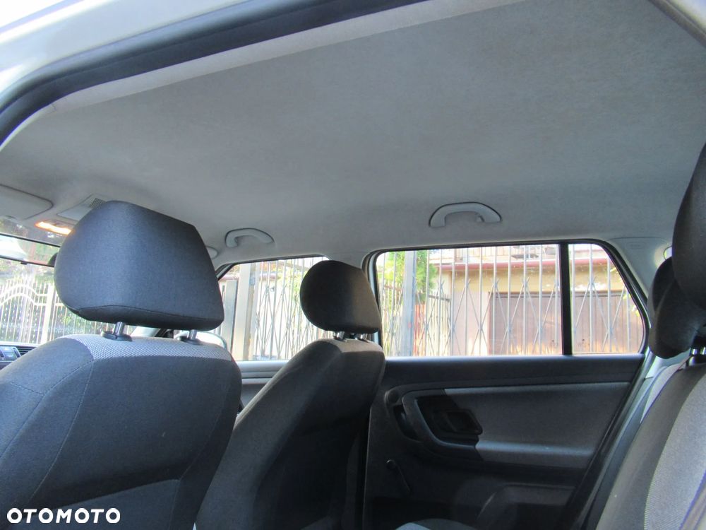 Skoda Fabia 1.2 HTP Classic - 40
