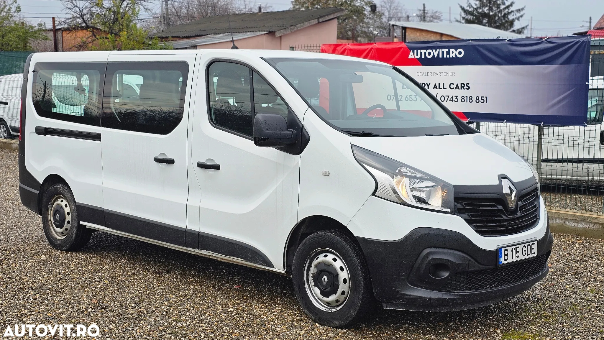 Renault Trafic - 18