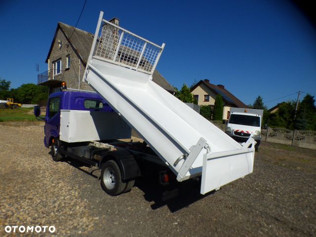 Renault MAXITY 3,0 KIPER WYWROTKA Mały przebieg - 3