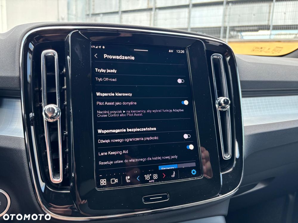 Volvo XC 40 B3 Core - 31
