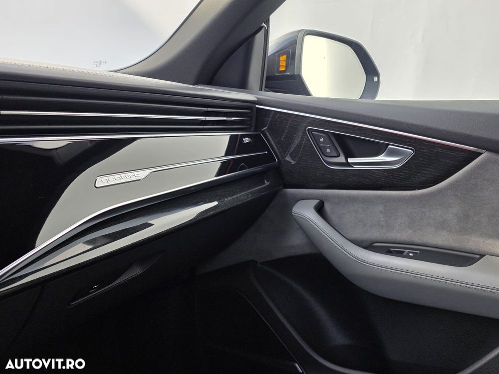 Audi Q8 3.0 55 TFSI quattro Tiptronic MHEV - 14