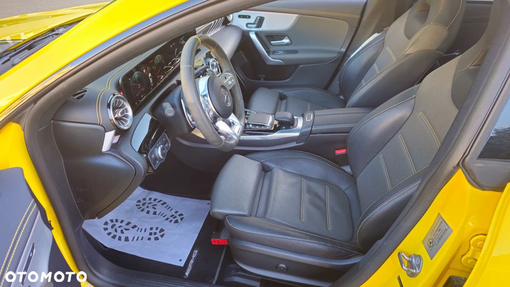 Mercedes-Benz CLA AMG 45 S 4-Matic 8G-DCT - 17
