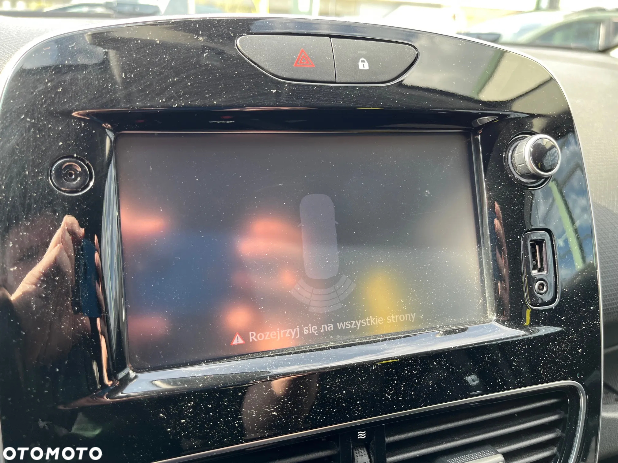 Renault Clio 0.9 Energy TCe Limited 2018 - 17