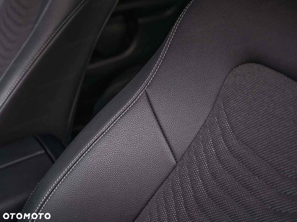 Mercedes-Benz GLA 200 Progressive - 9